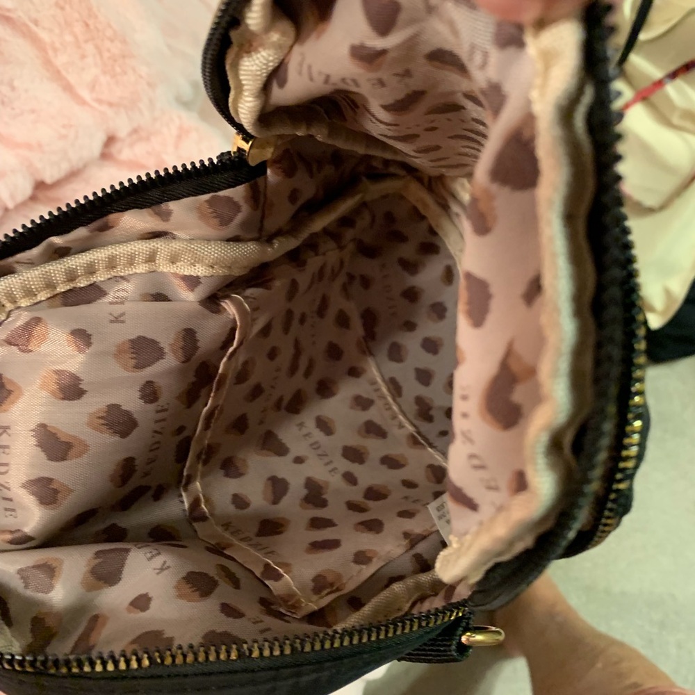 Black Kenzie Bag - Picture 4 of 5